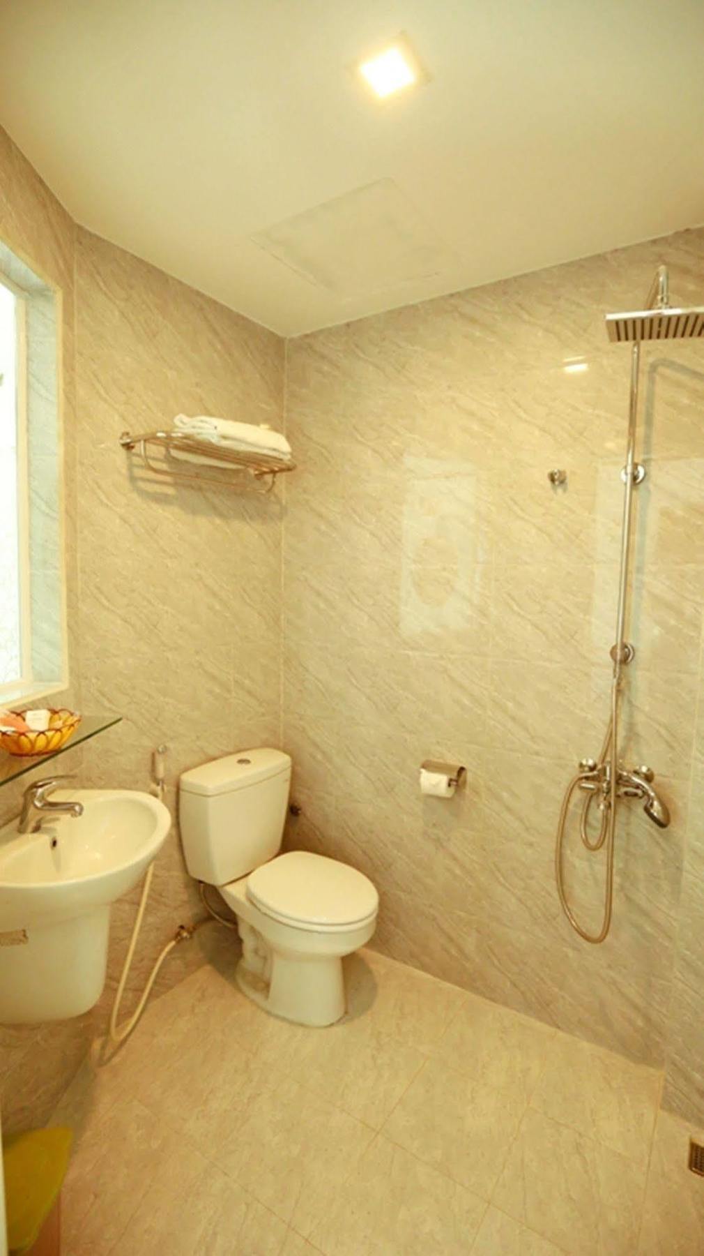 Xuan Hung Hotel Da Nang Bagian luar foto