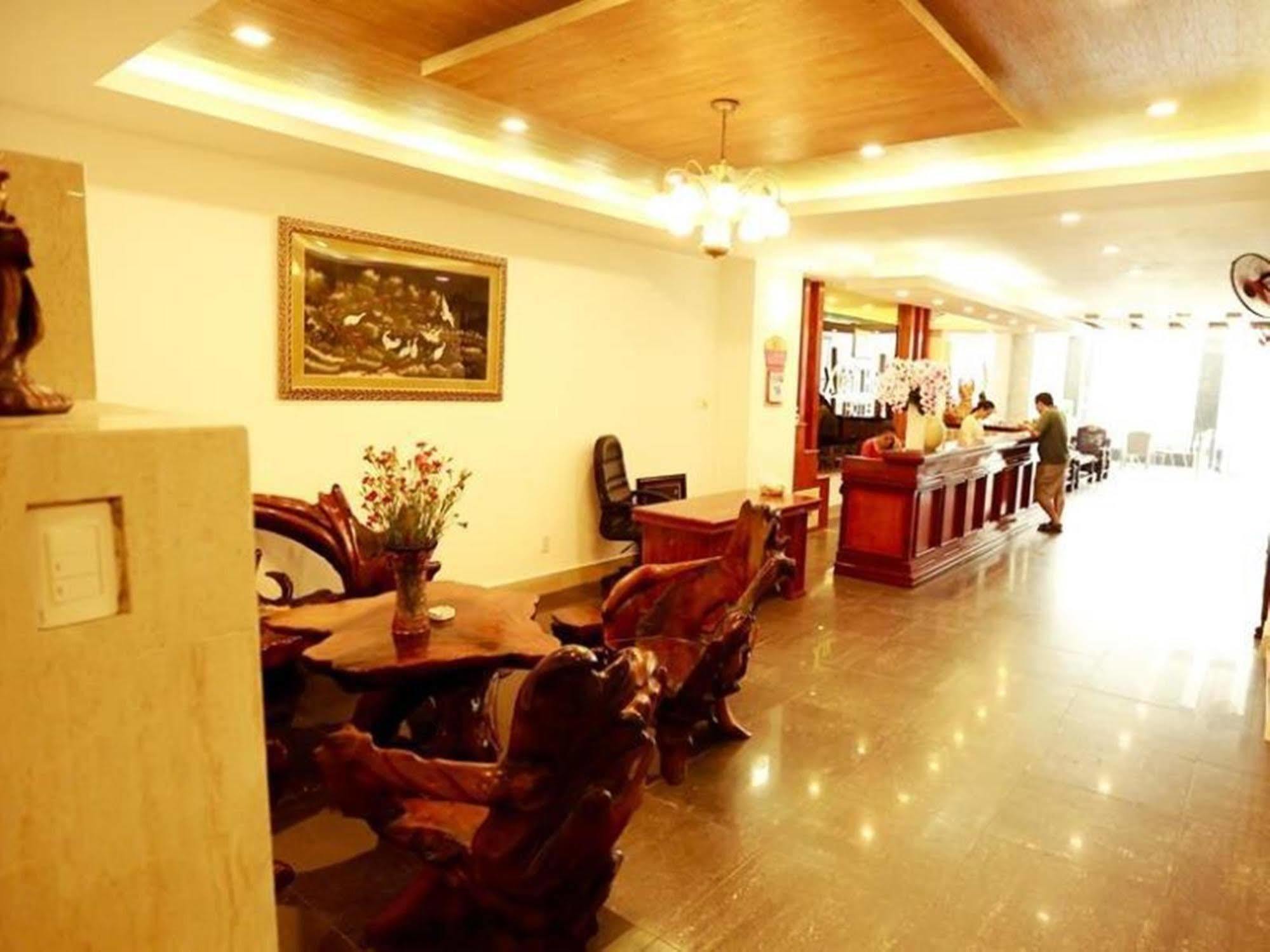 Xuan Hung Hotel Da Nang Bagian luar foto