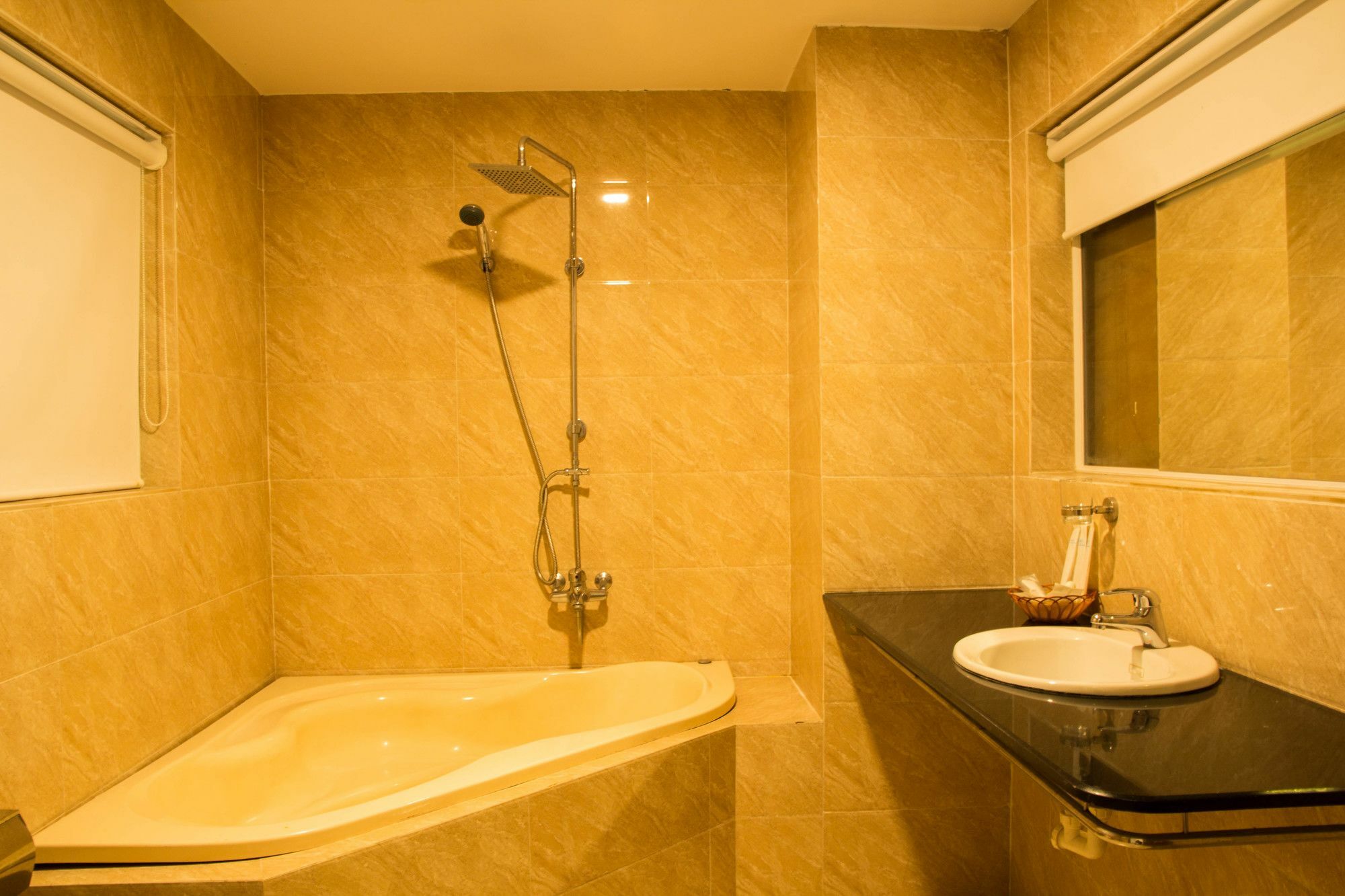 Xuan Hung Hotel Da Nang Bagian luar foto